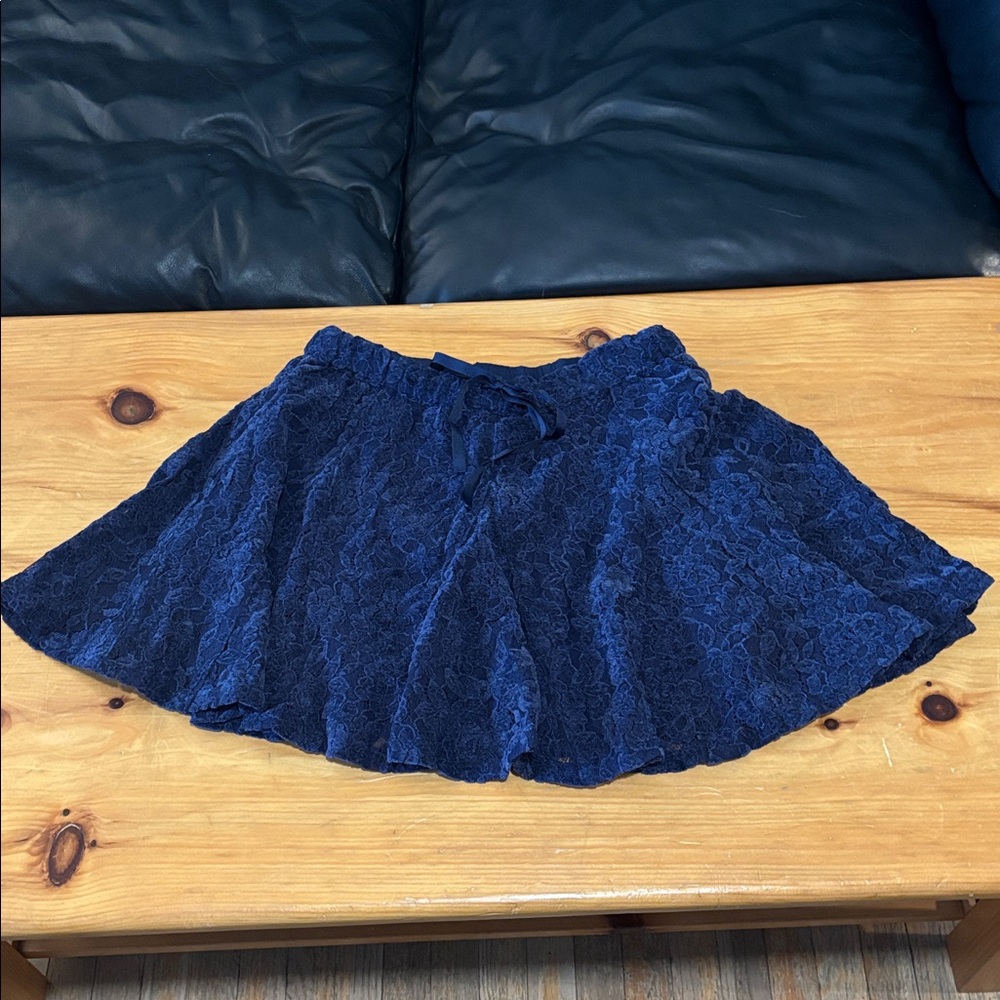 🩶Size XS - NWT: AERIE - Lace Godet Skirt - Picture 3 of 10